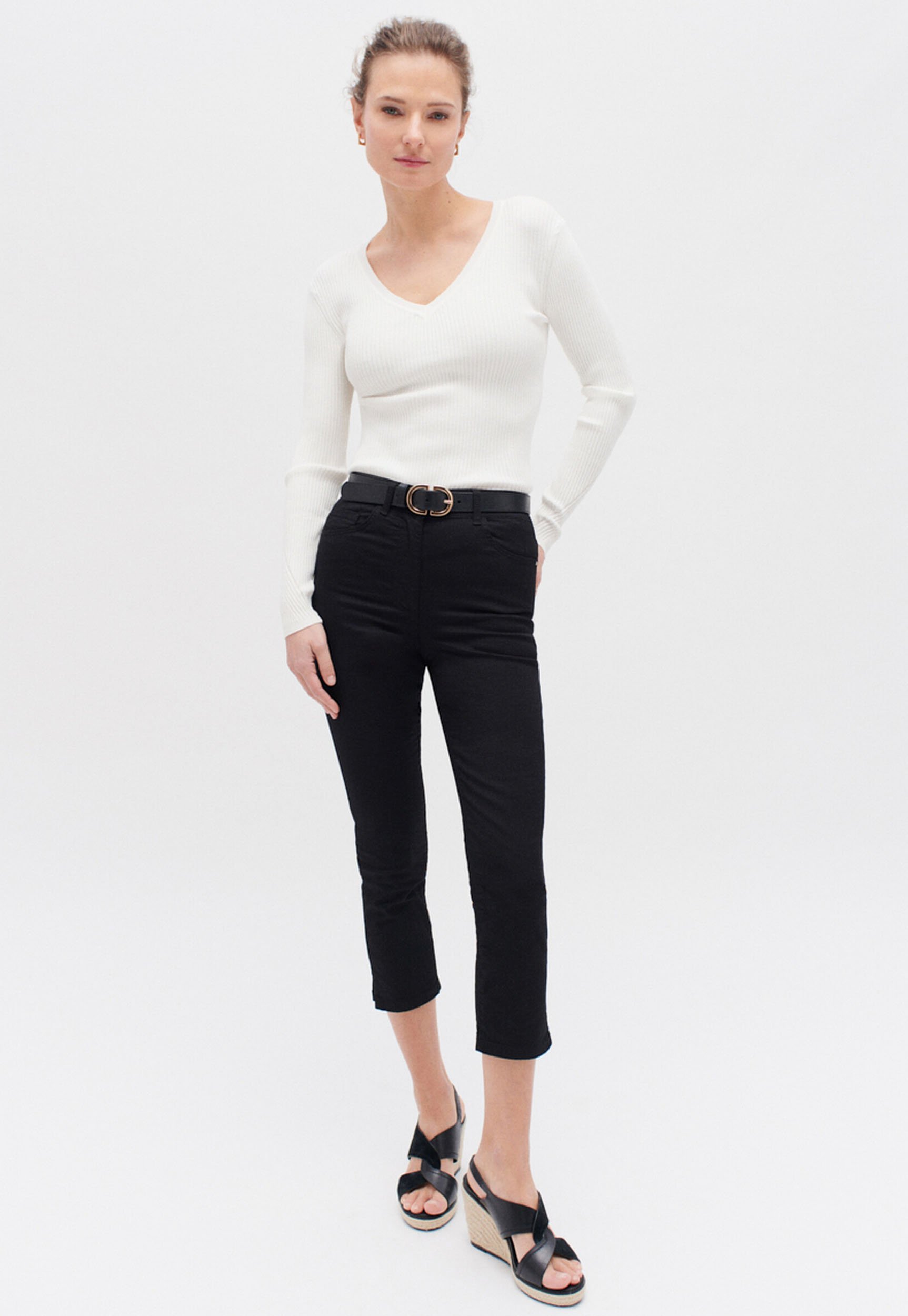 pantalon-capri-336atn-1.jpg