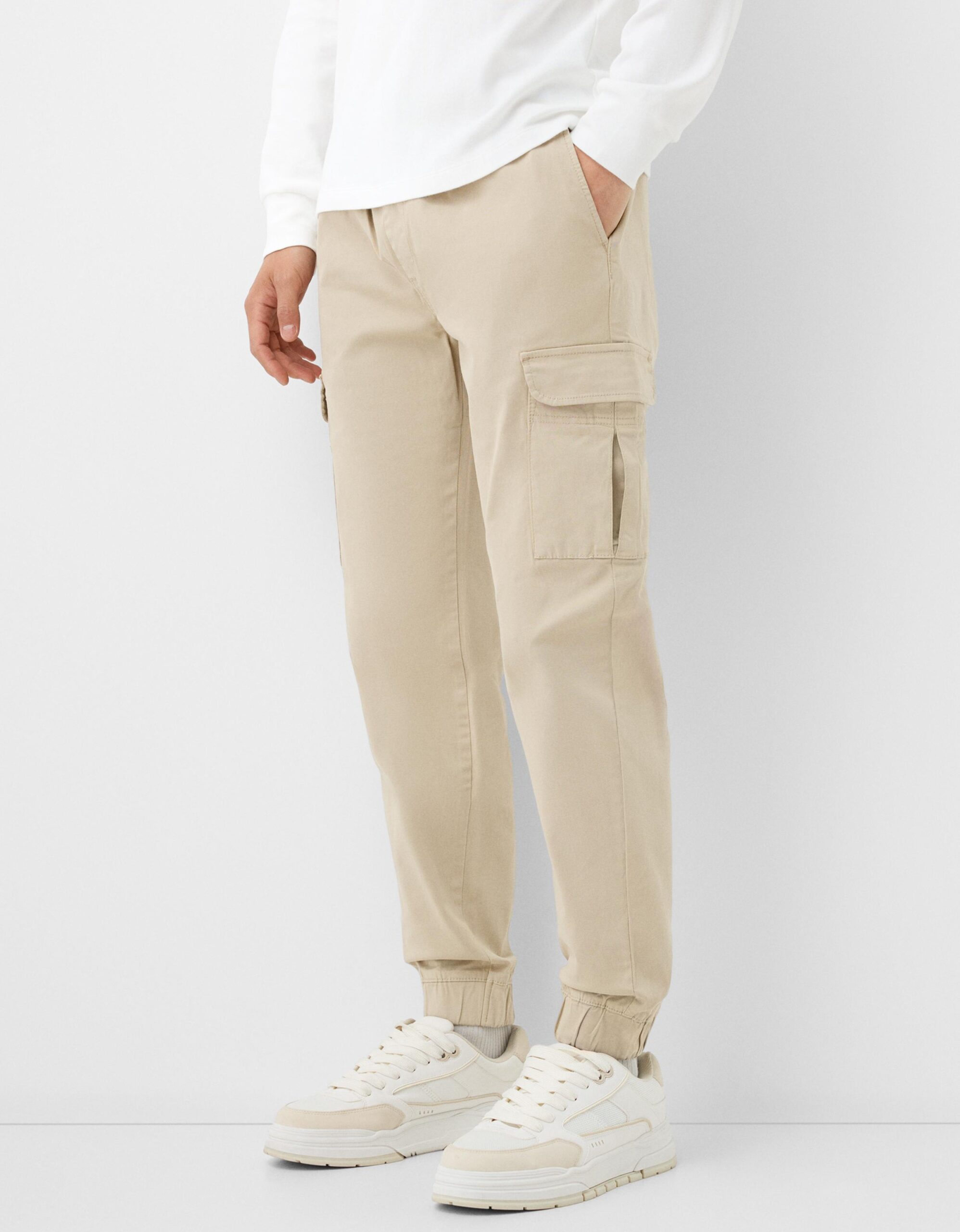 pantalon-cargo-bershka-561tws-1.jpg
