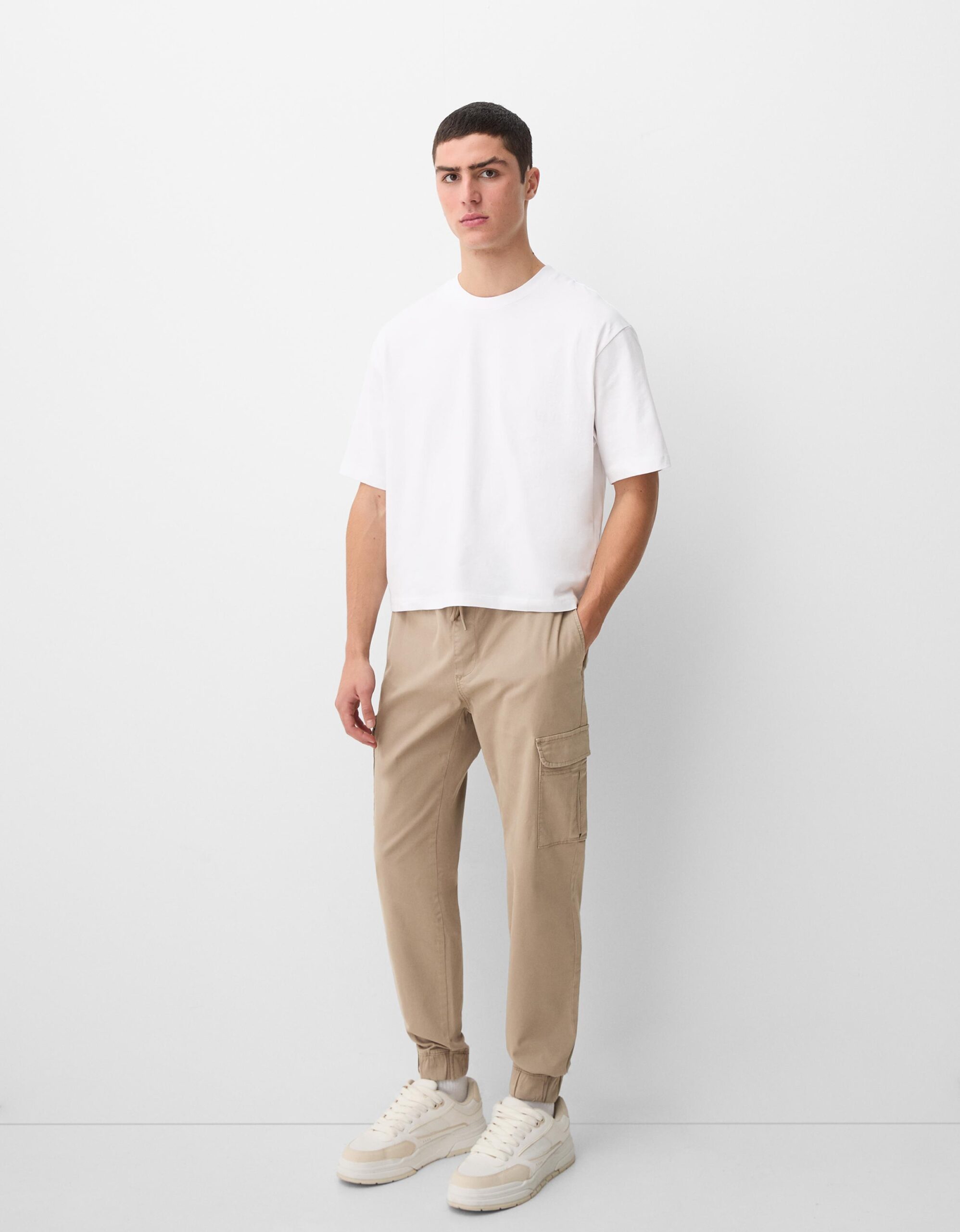 pantalon-cargo-bershka-857mcx-1.jpg