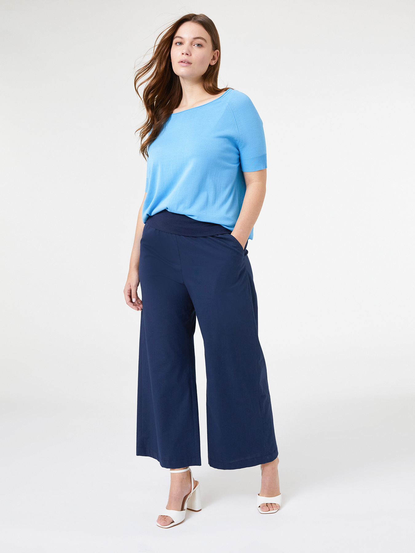 pantalon-cropped-497mqi-1.jpg