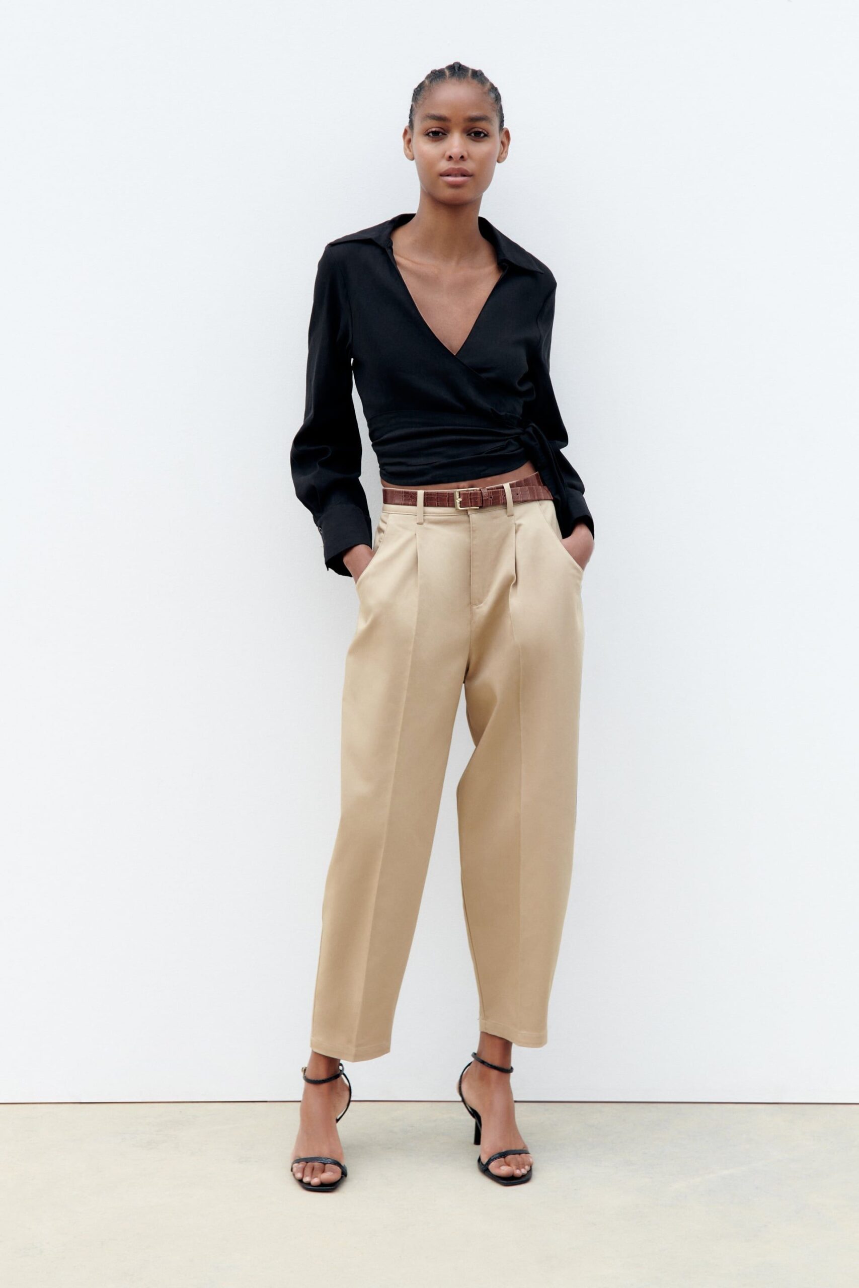pantalon-pinzas-mujer-419xxp-1.jpg