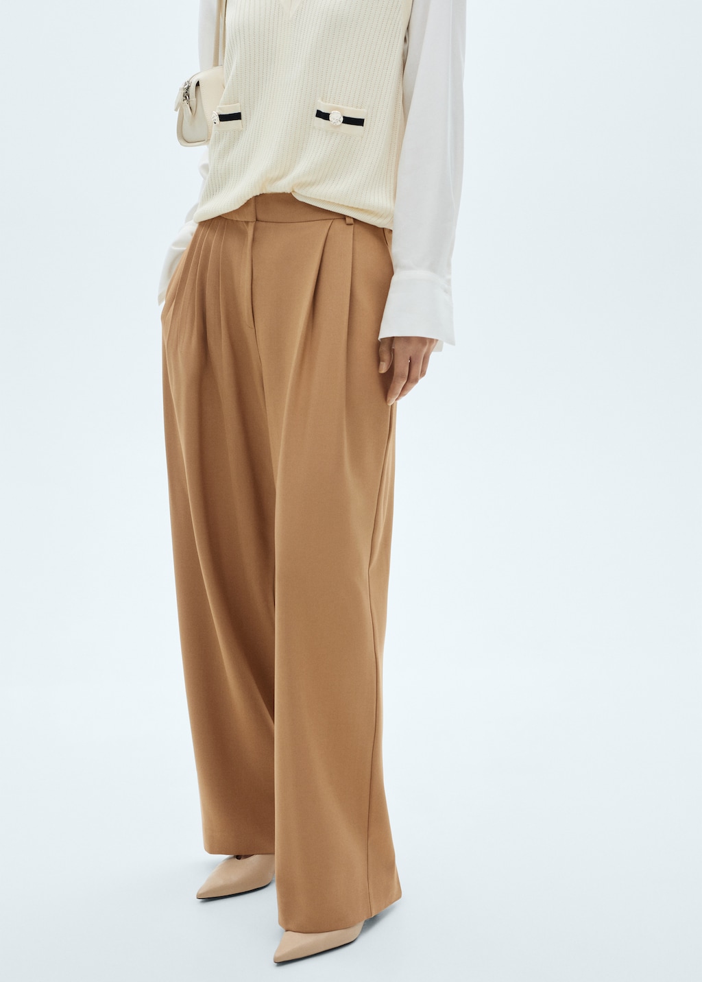 pantalon-pinzas-mujer-969ago-1.jpg