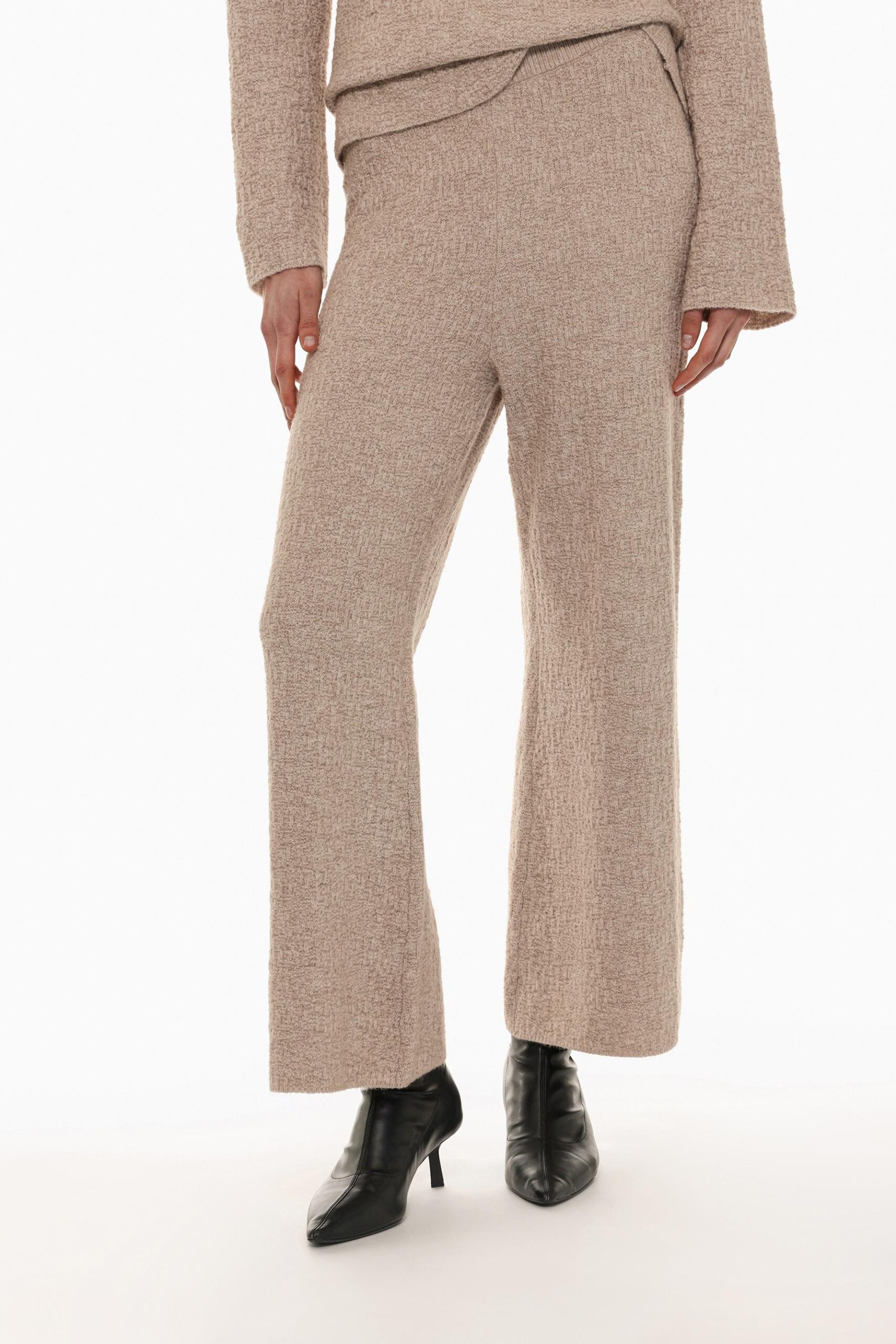 pantalon-punto-mujer-385ouu-1.jpg