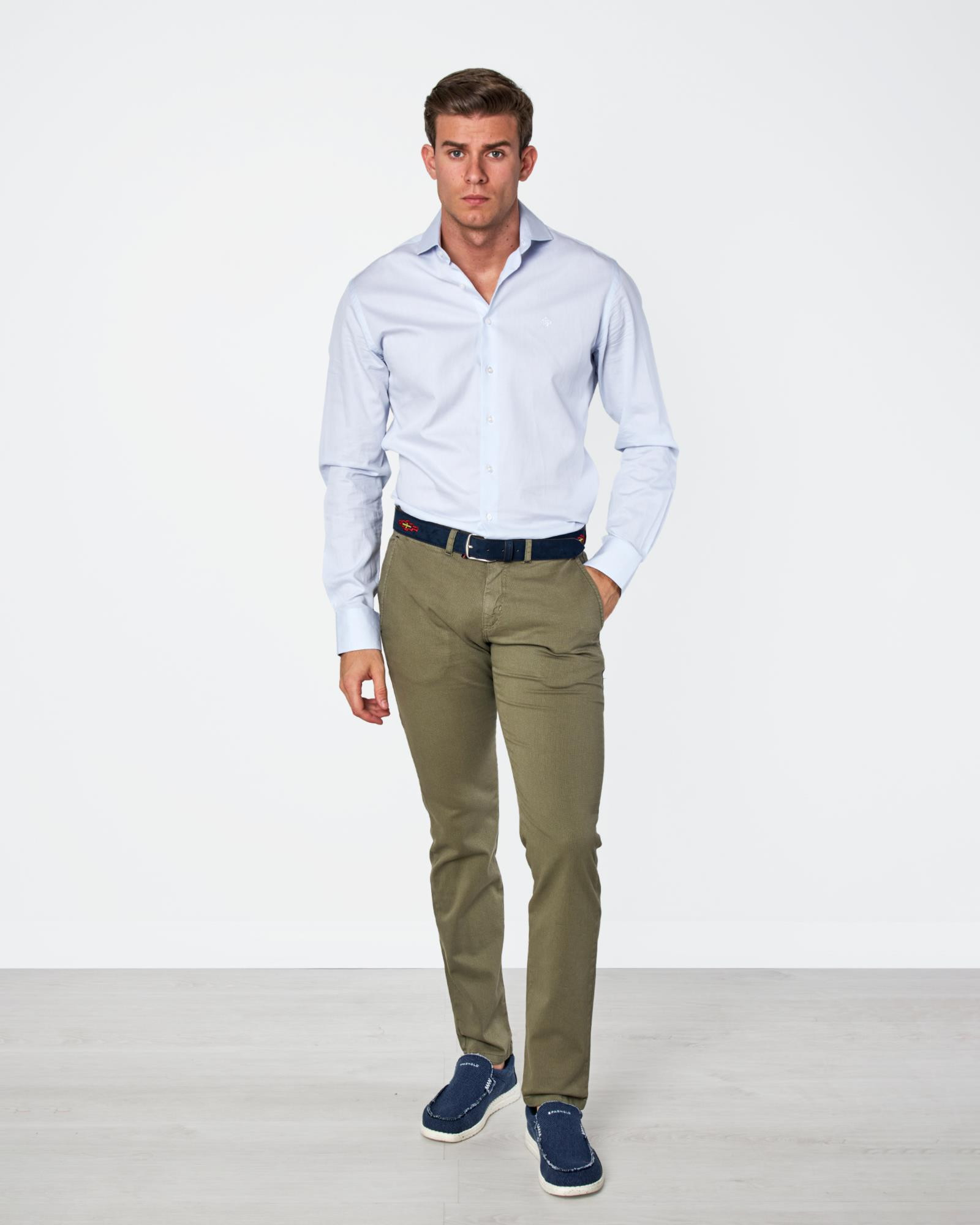 pantalon-verde-hombre-145ssr-1.jpg