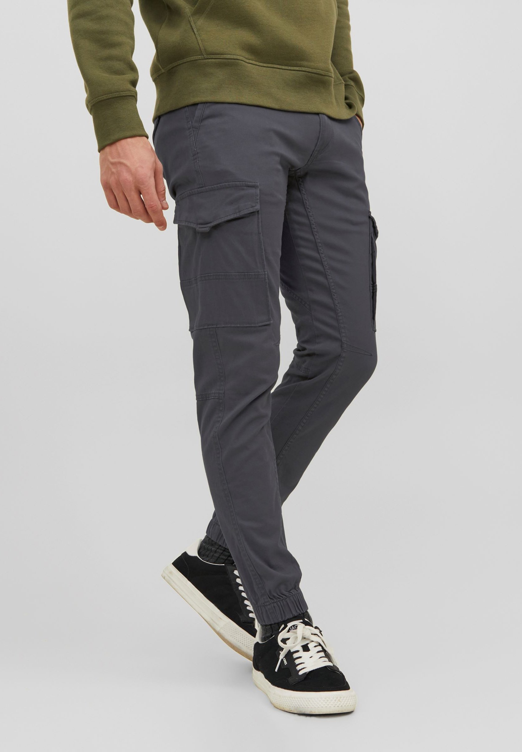 pantalones-jack-and-jones-754yjo-1.jpg
