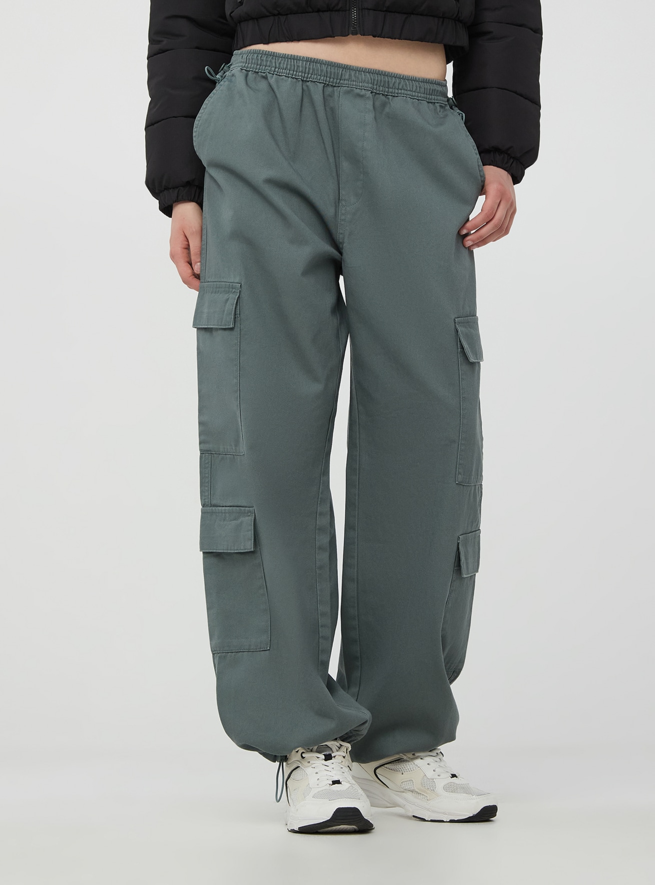 pantalones-parachute-049sig-1.jpg